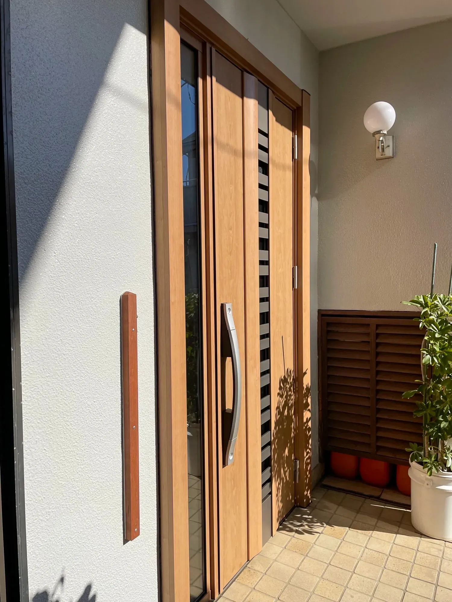 玄関ドアの交換工事を1日で