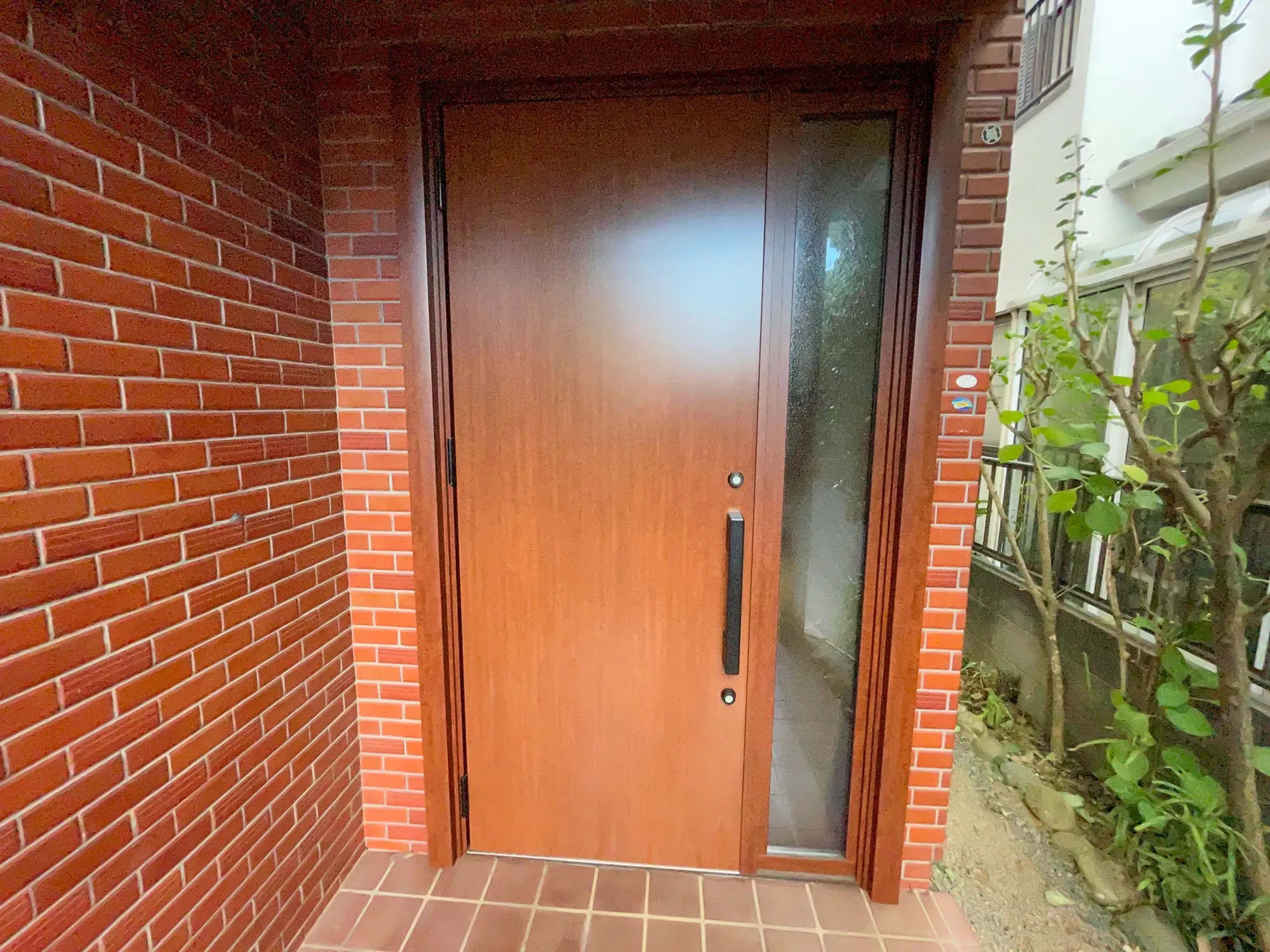 玄関ドア交換工事