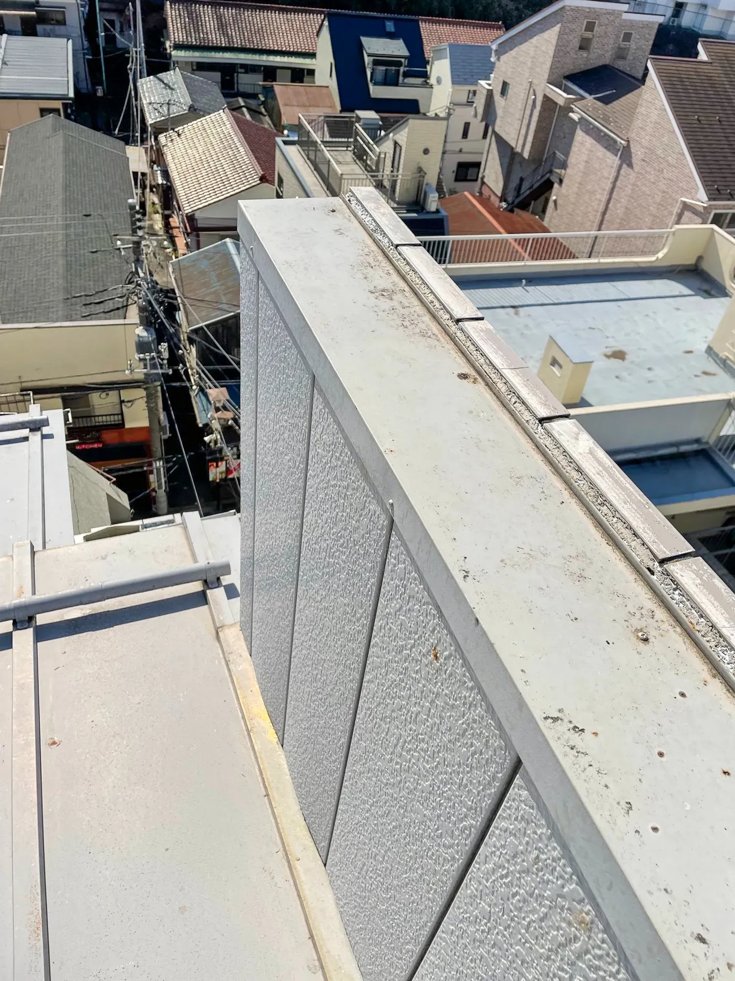 マンション屋上の笠木工事