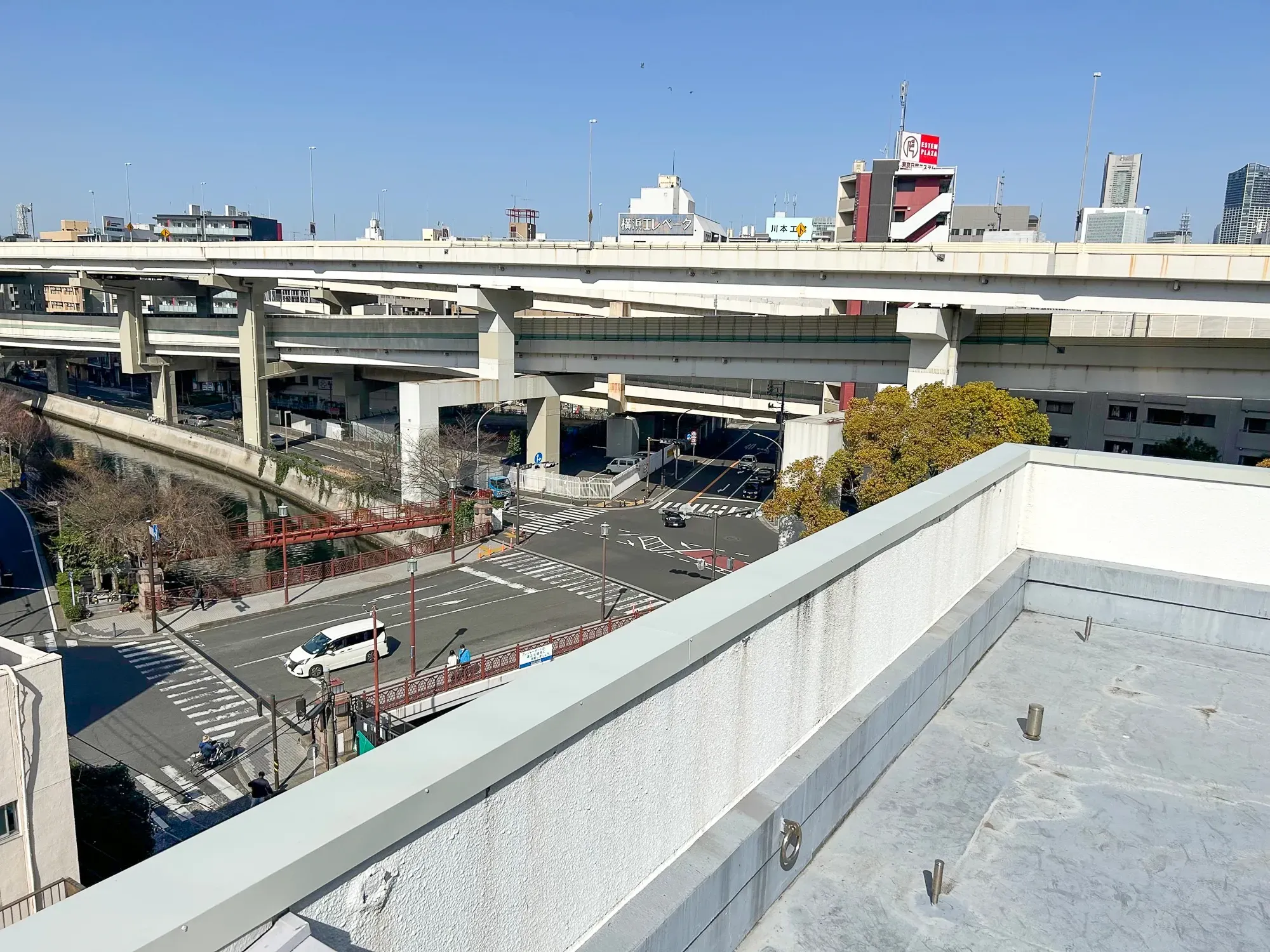 マンション屋上の笠木工事