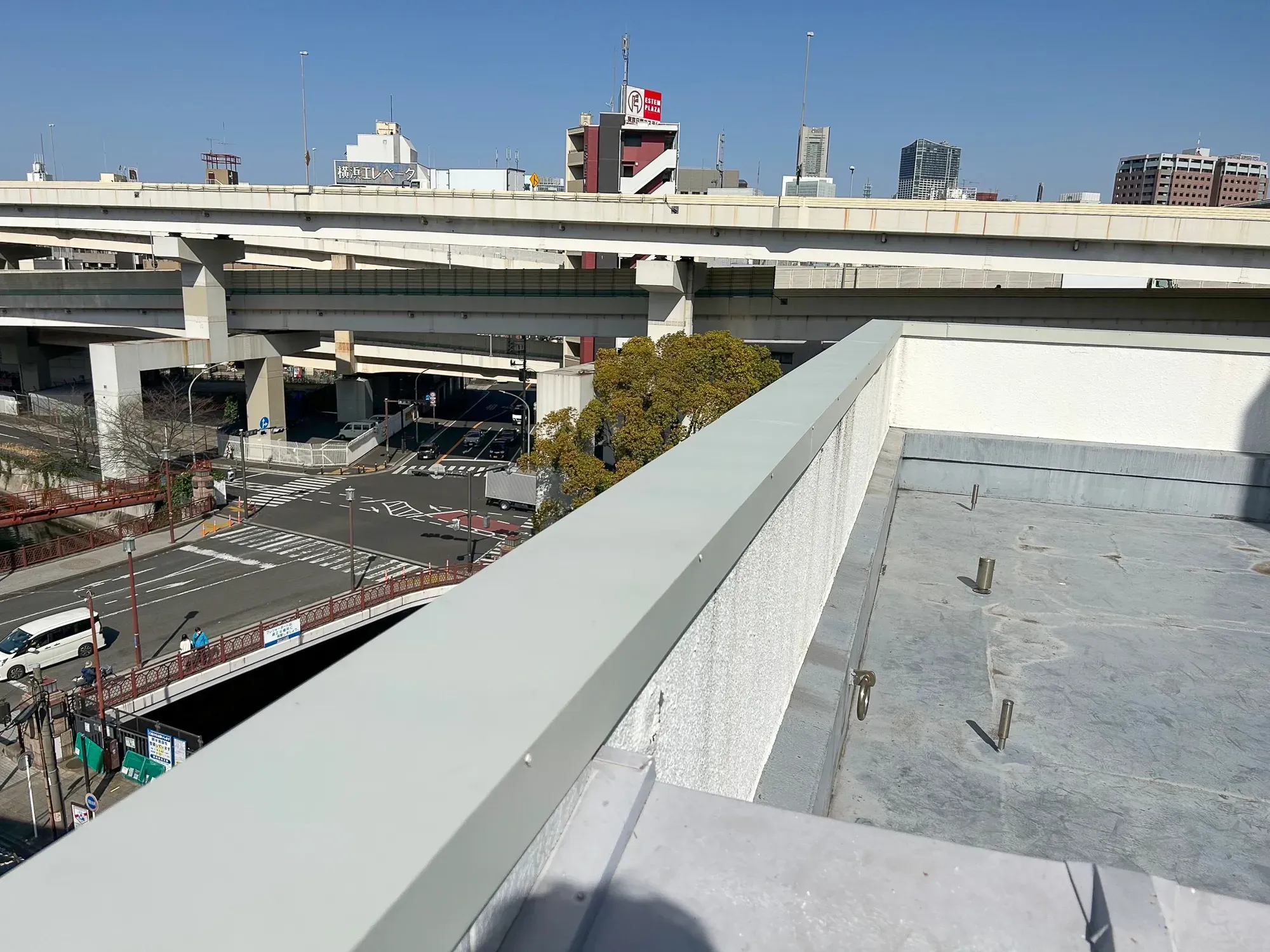 マンション屋上の笠木工事
