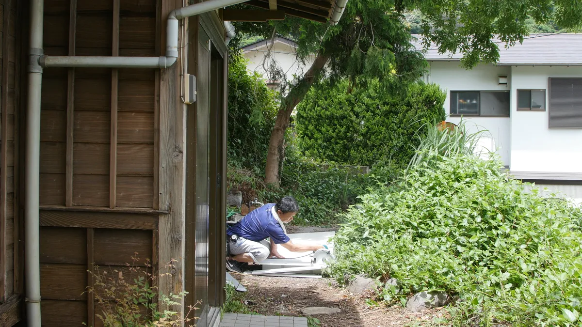 お風呂場作業の様子 - P1110247.jpg