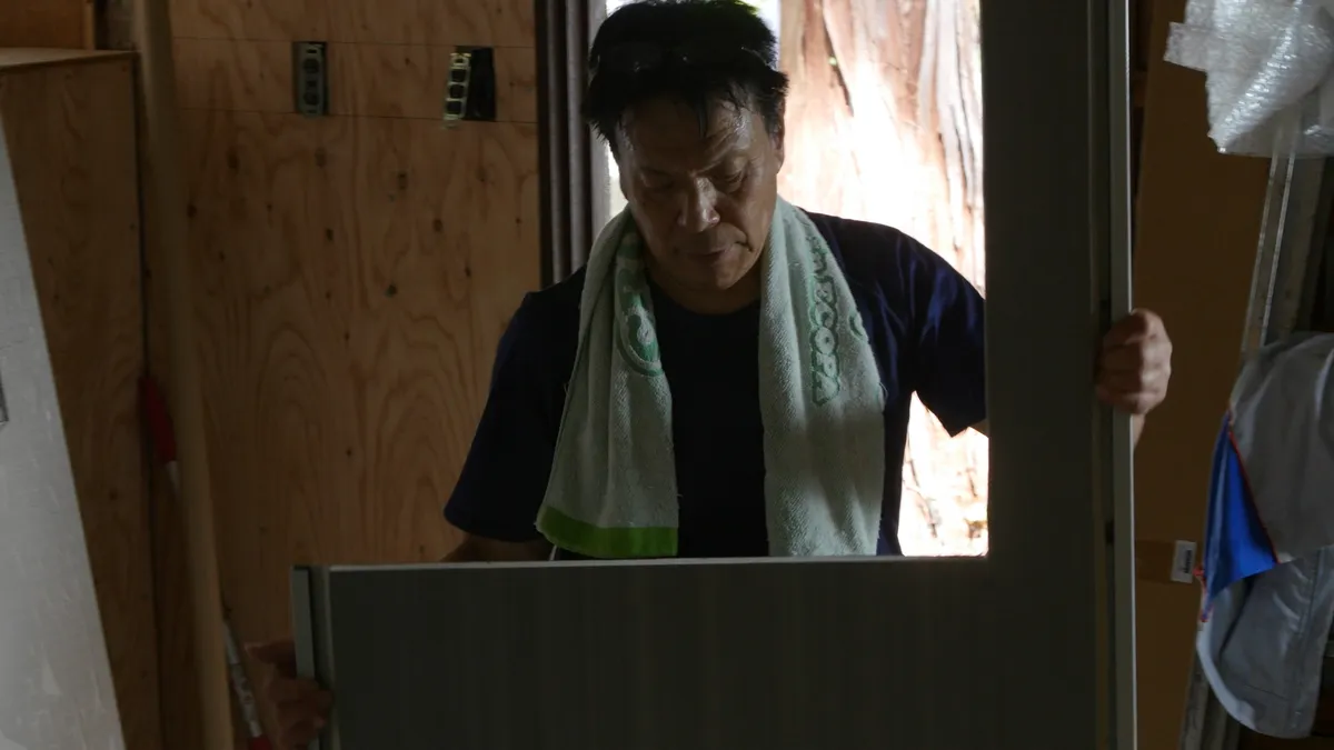 お風呂場作業の様子 - P1110263.jpg